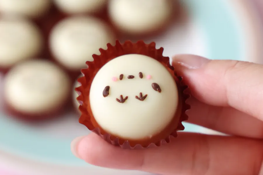 シマエナガホワイトチョコクッキー