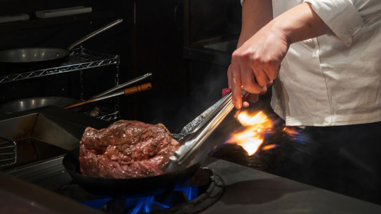 【ジビエ解説】ジビエとは？特徴と代表的な種類を紹介 | 食べレア北海道｜北海道の食材お取り寄せ通販サイト