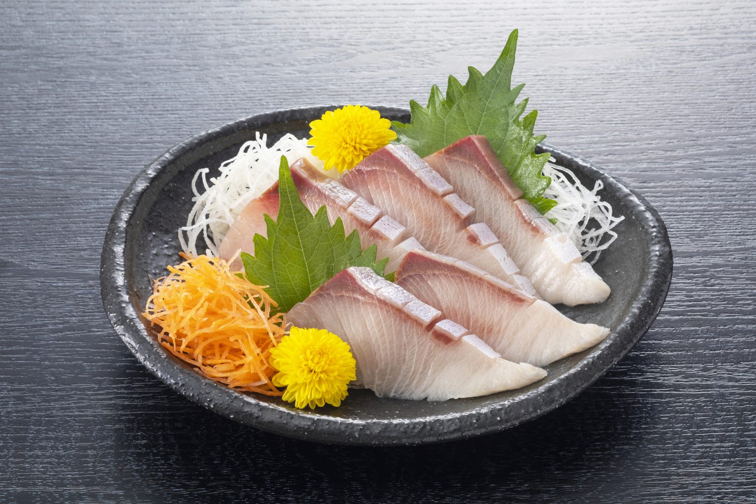 2024寒ブリの季節:北海道から九州まで、旬の美味と魅力を徹底解説! | 食べレア北海道|北海道の食材お取り寄せ通販サイト