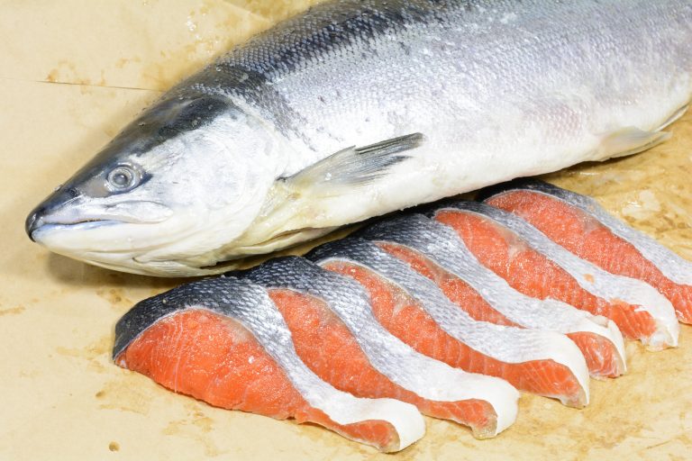 養殖困難なベニザケの魅力と美味しい食べ方 | 食べレア北海道|北海道の食材お取り寄せ通販サイト